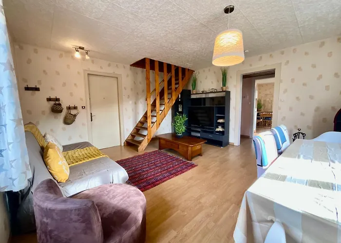 Le Cresson, Et Spacieux Avec Balcon *